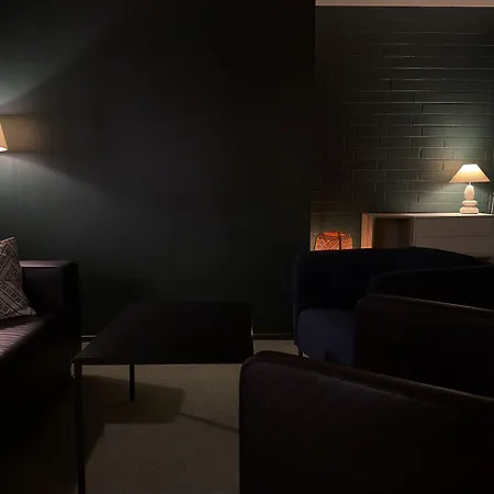 Hotel The Airport - 20rooms Vantaa