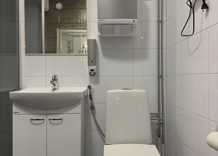 Отель The Airport - 20rooms Вантаа