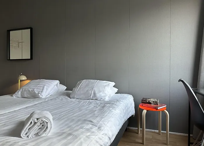 The Airport - 20rooms 2*