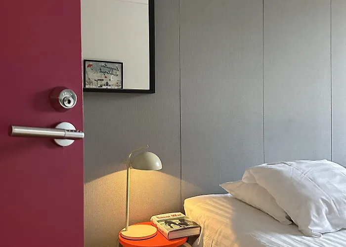 The Airport - 20rooms Вантаа